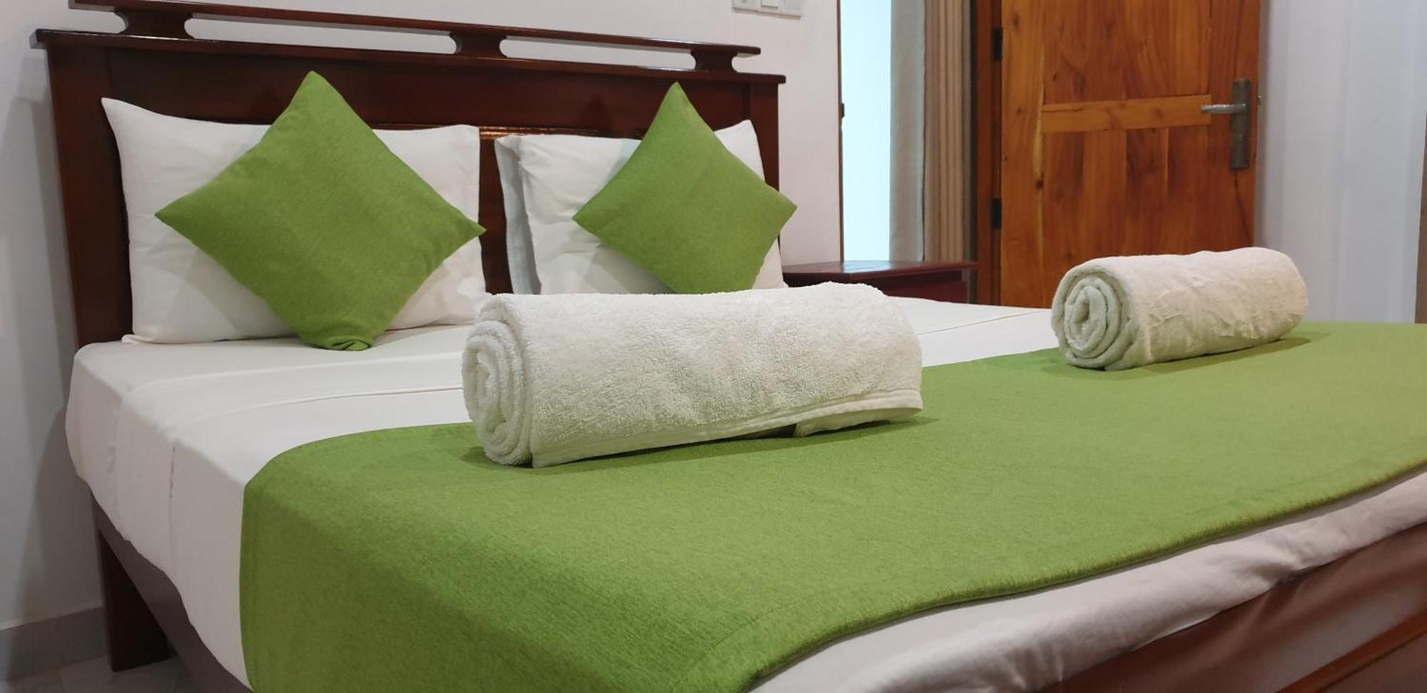 Enara Luxury Stay Katugastota Dış mekan fotoğraf